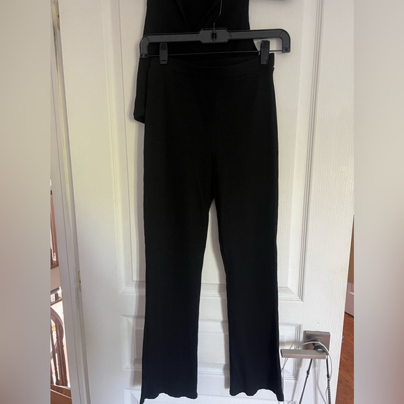 Zara Ribbed Set - Picture 2 of 3